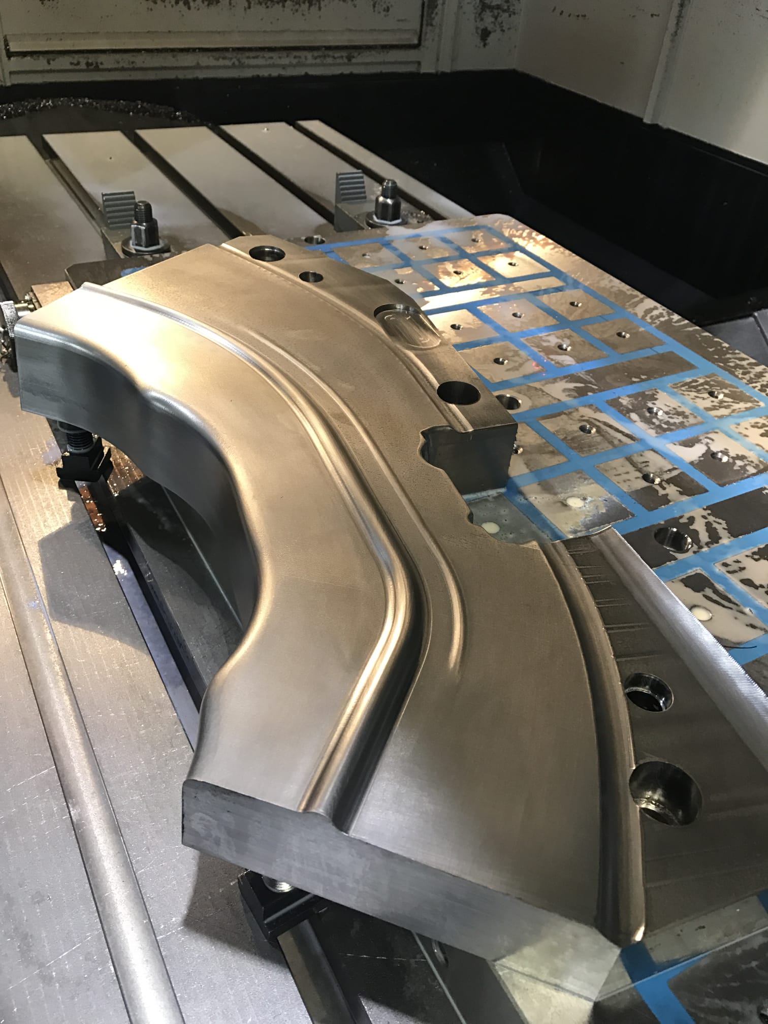 SHAPING INSERT